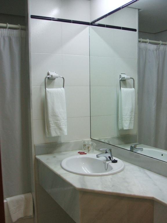 Hotel Balneario De Chiclana Chiclana de la Frontera Quarto foto